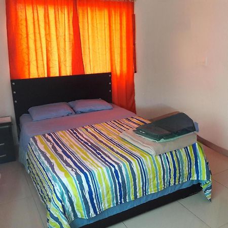 Casa 4 Apartment Medellin Bagian luar foto